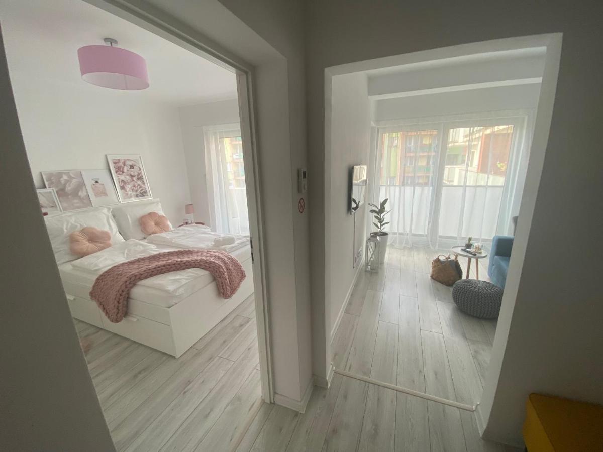 Apartament Nice Stay Lubiń Екстериор снимка